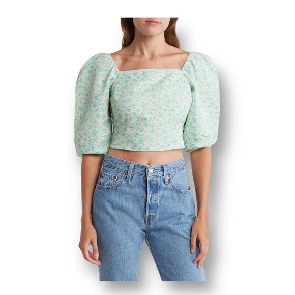 41. Levi’s Yvie The Statement Blouse Standard Fit Floral Print Size Large NWT - Picture 1 of 8